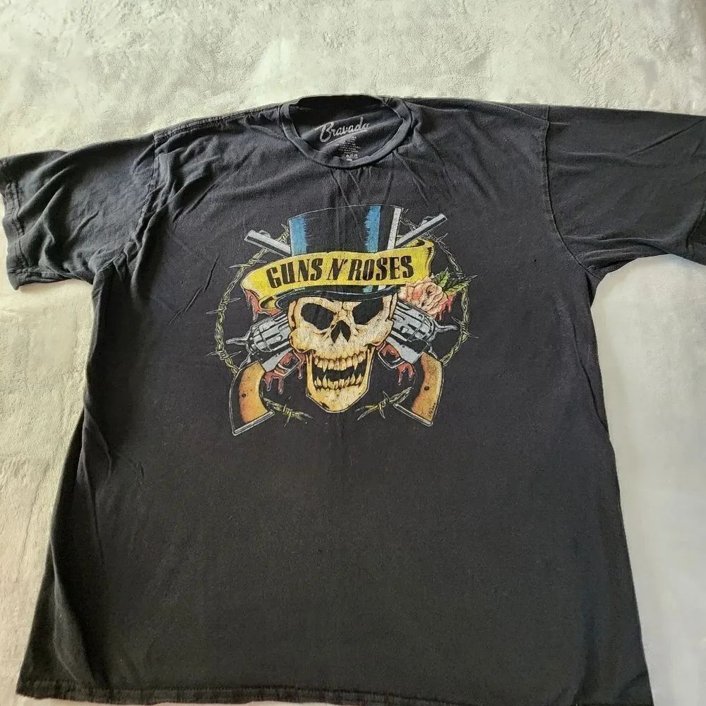Bravado Guns N' Roses Skull Black Tshirt With Graphics Size XL